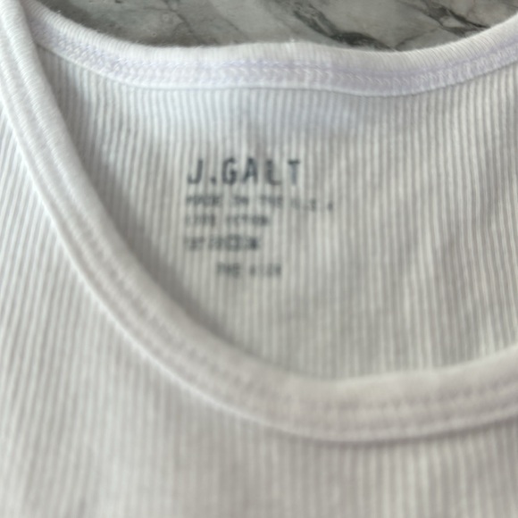 BRANDY MELVILLE-J. GALT EMBROIDERED MONARCH TANK - Picture 4 of 7